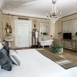https://oltrarno-splendid.it-tuscanyhotel.com